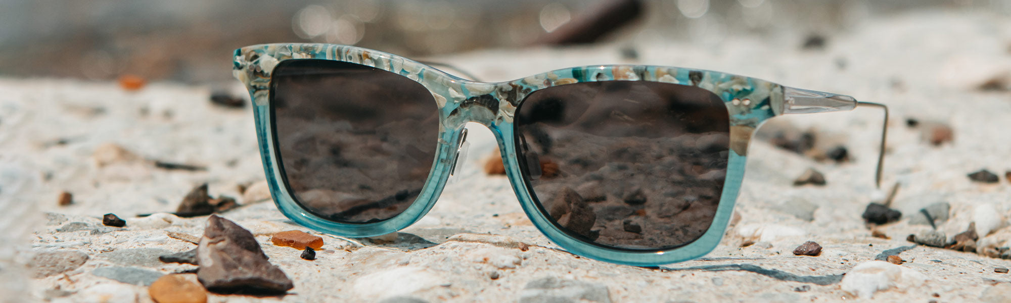 stabilized sunglasses organic materials